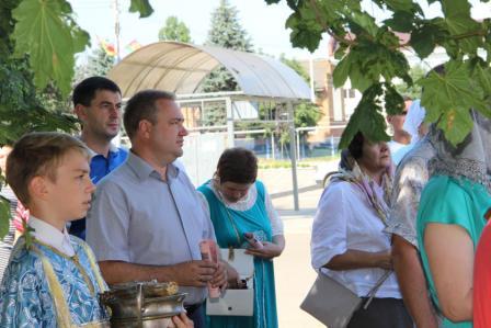 В Тбилисской состоялся крестный ход в честь Дня семьи, любви и верности